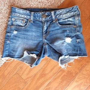 American Eagle Distressed Super Stretch Jean Shorts size 2